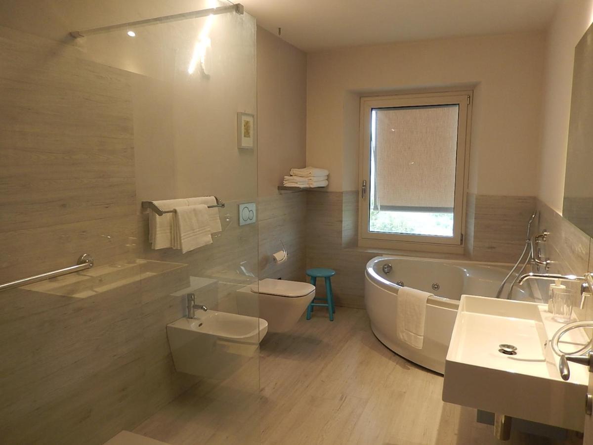 B&B Bionzo16 Calosso Bagian luar foto