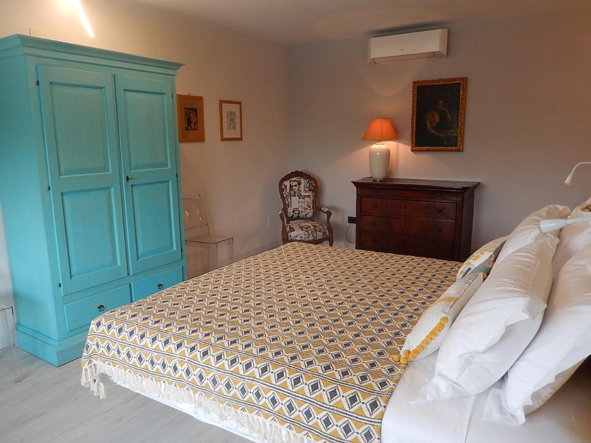 B&B Bionzo16 Calosso Bagian luar foto